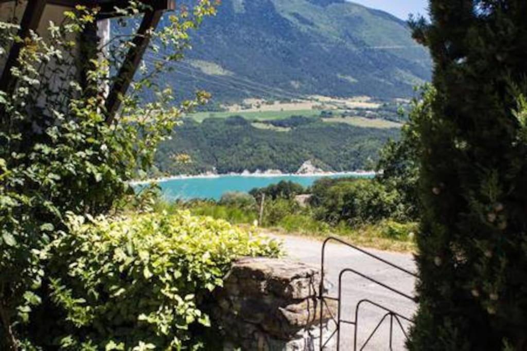 Gite De Charme : La Grange Au Lac Azur Treffort  Exteriér fotografie